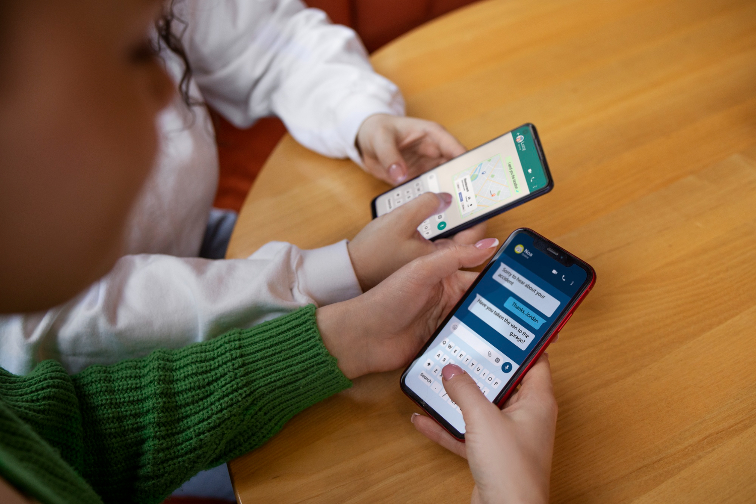 Chatbot WhatsApp : Comparatif entre Flux, IA et Solution Hybride